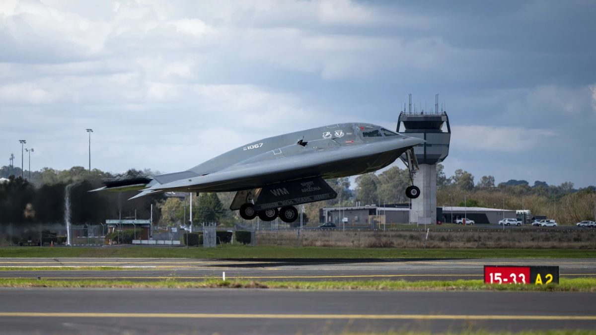 An American B-2 Spirit stealth bomber taking off from an airbase in Australia | US Air National Guard via AP
